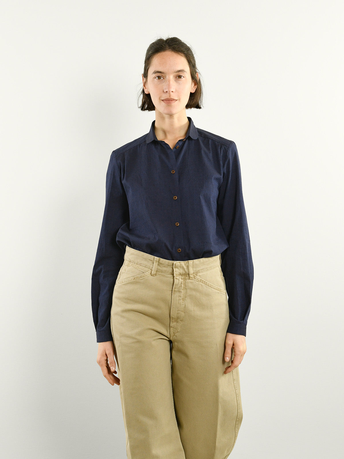 CAROL / INDIGO DOTTED