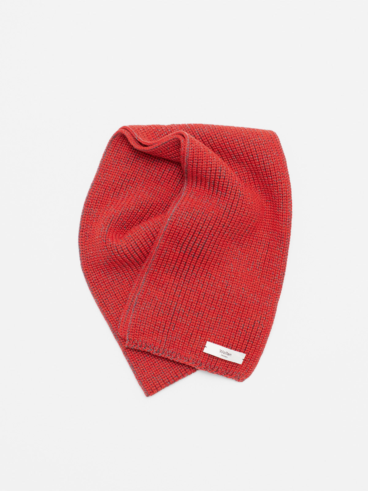 AUGUST / RED LIGHT GRAY