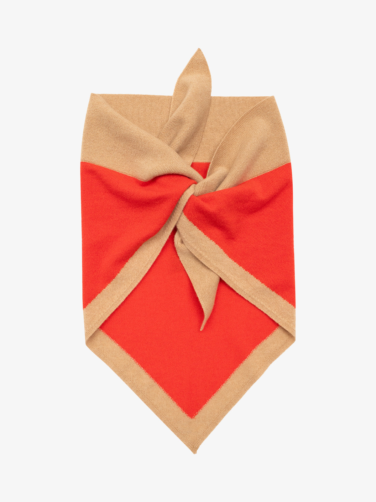 
            WILLOW / LACQUER-SAND