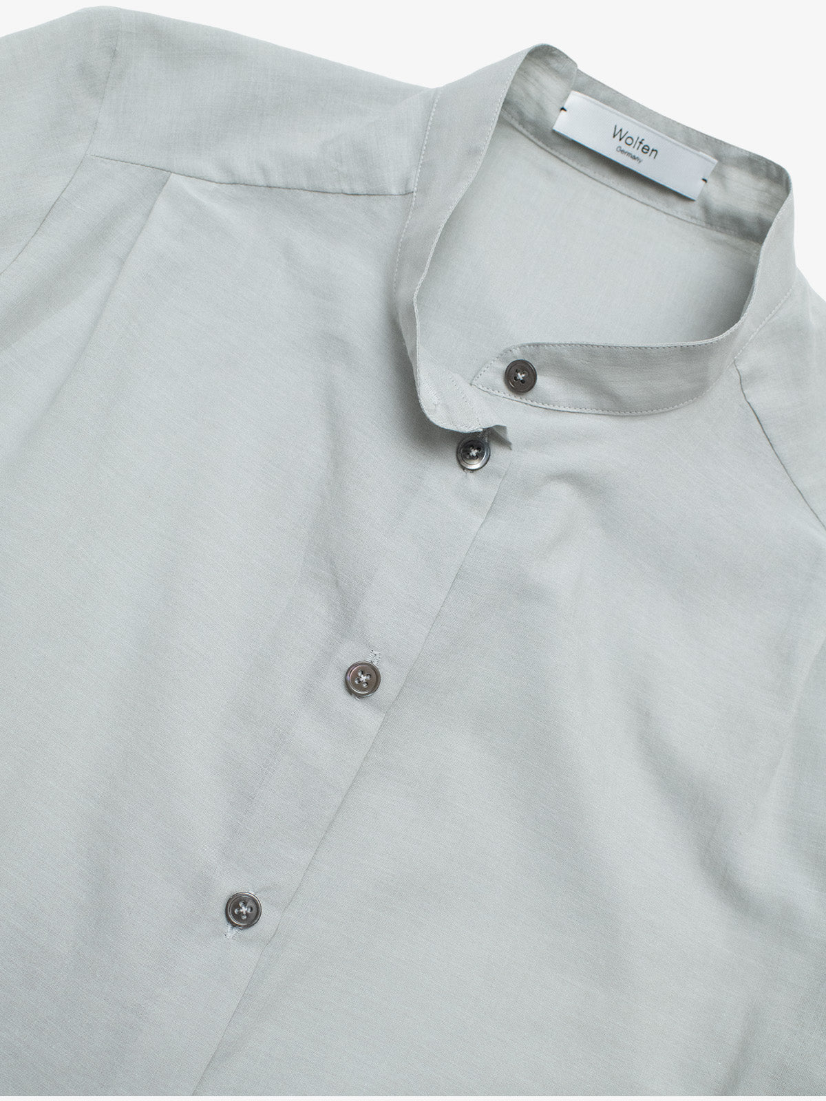 CAROL / LIGHT GRAY SHORT SLEEVE